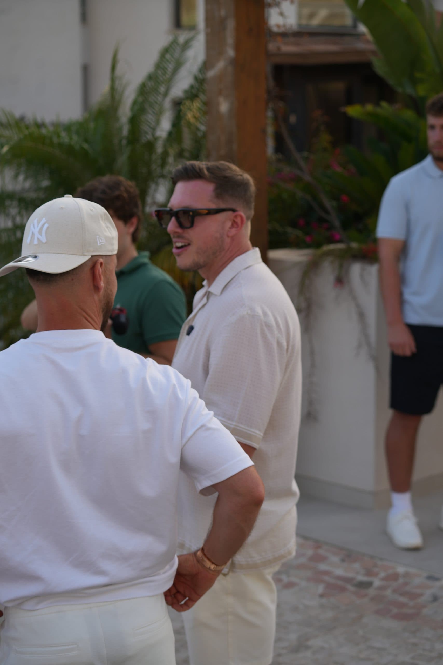 The network — photo 6